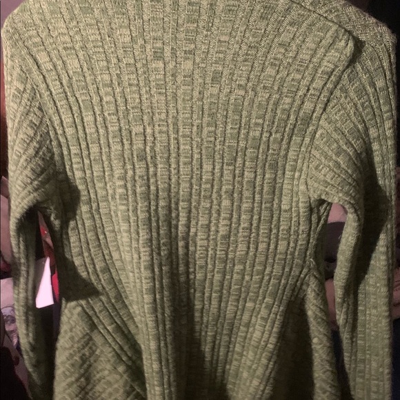 Y2k green cardigan! - Picture 2 of 3